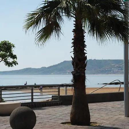 Hébergement de vacances Casa Vacanze Lungomare 30 Mt Dal Mare
