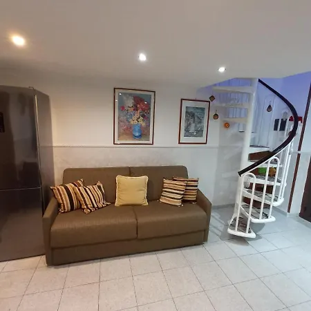 Casa Vacanze Lungomare 30 Mt Dal Mare Holiday home *